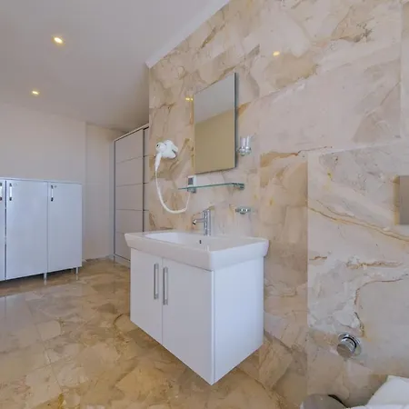 Villa Lumiere 1, Located In The Kiziltas Area Of Kalkan, 8 Guests *